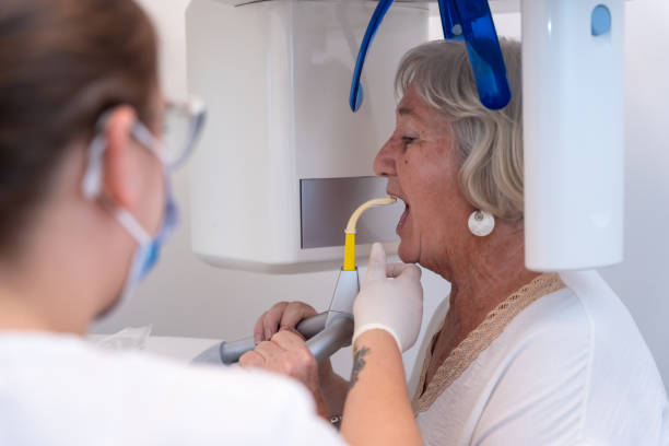 Best Weekend Emergency Dentist in Oblong, IL